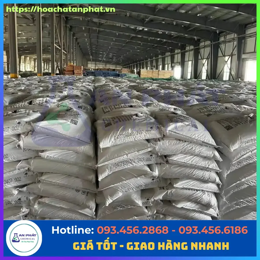 Sodium Hydroxide ( Xút vảy) NaOH 99%, Trung Quốc, Bao 25 kg