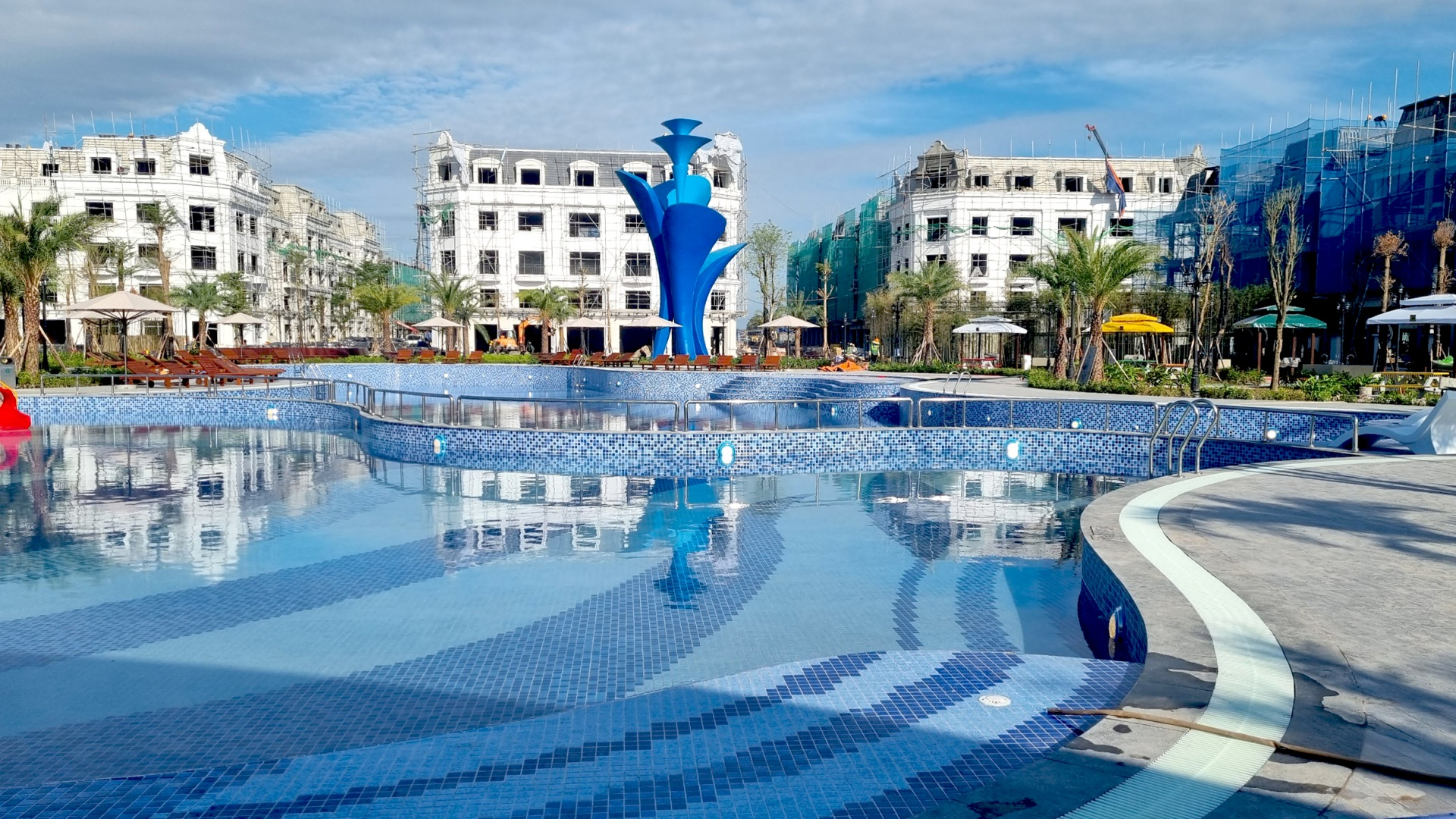 Hóa chất bể bơi tại Móng Cái: Top 5 loại xử lý nước hiệu quả 2026